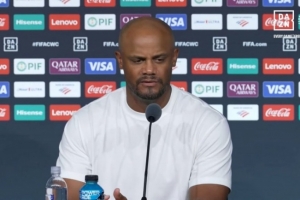 孔帕尼:面对巴黎我们踢出了强度 伤病需要得到预防但也关乎运气